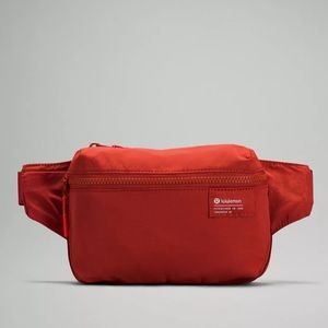ONLY ONE ‼️ Lululemon Clean Lines Red Rock (alt to everywhere belt bag) larger